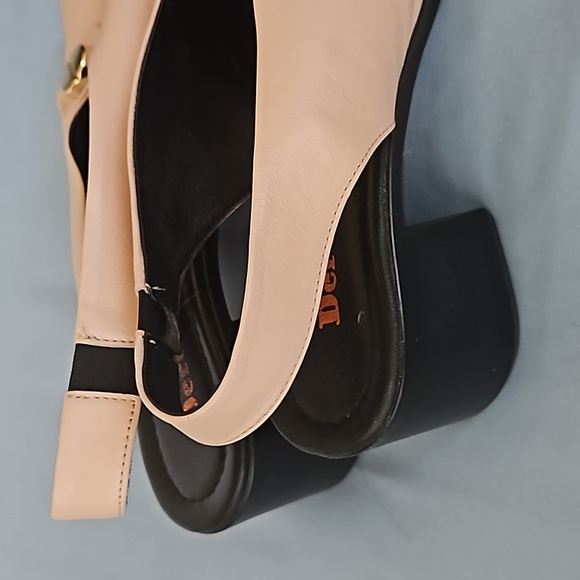 Dr. Derem Shoes  size 39 - US 8.5-9 - Picture 3 of 3